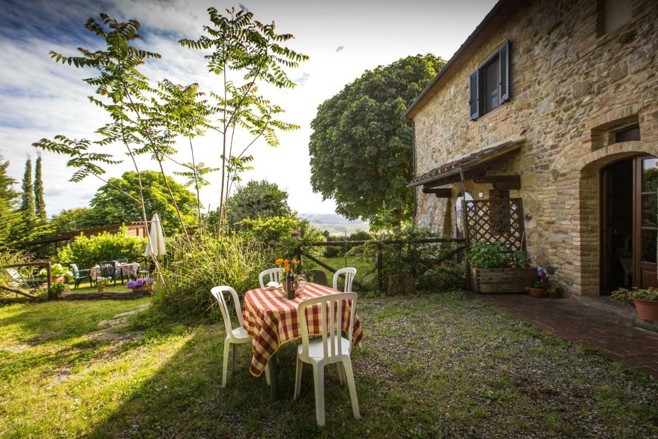 Rustico In Pietra Villa Chianni Ngoại thất bức ảnh