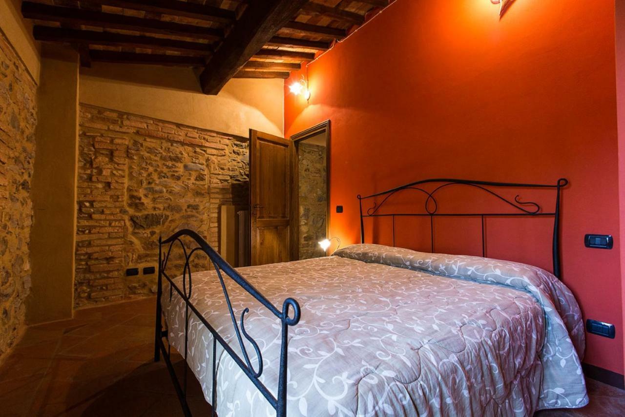 Rustico In Pietra Villa Chianni Ngoại thất bức ảnh